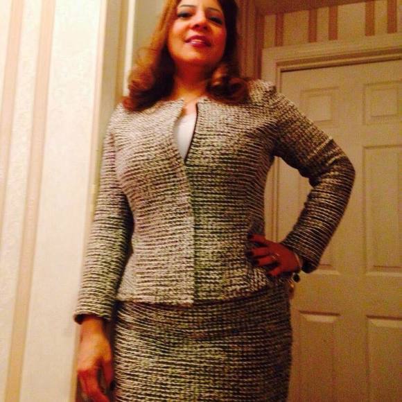 Meet your Posher, Nelly - Picture 1 of 1